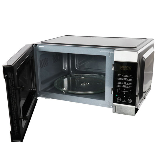 Four à micro-ondes de comptoir noir de 0,9 pi³ et 900 W avec cuisson express à une touche