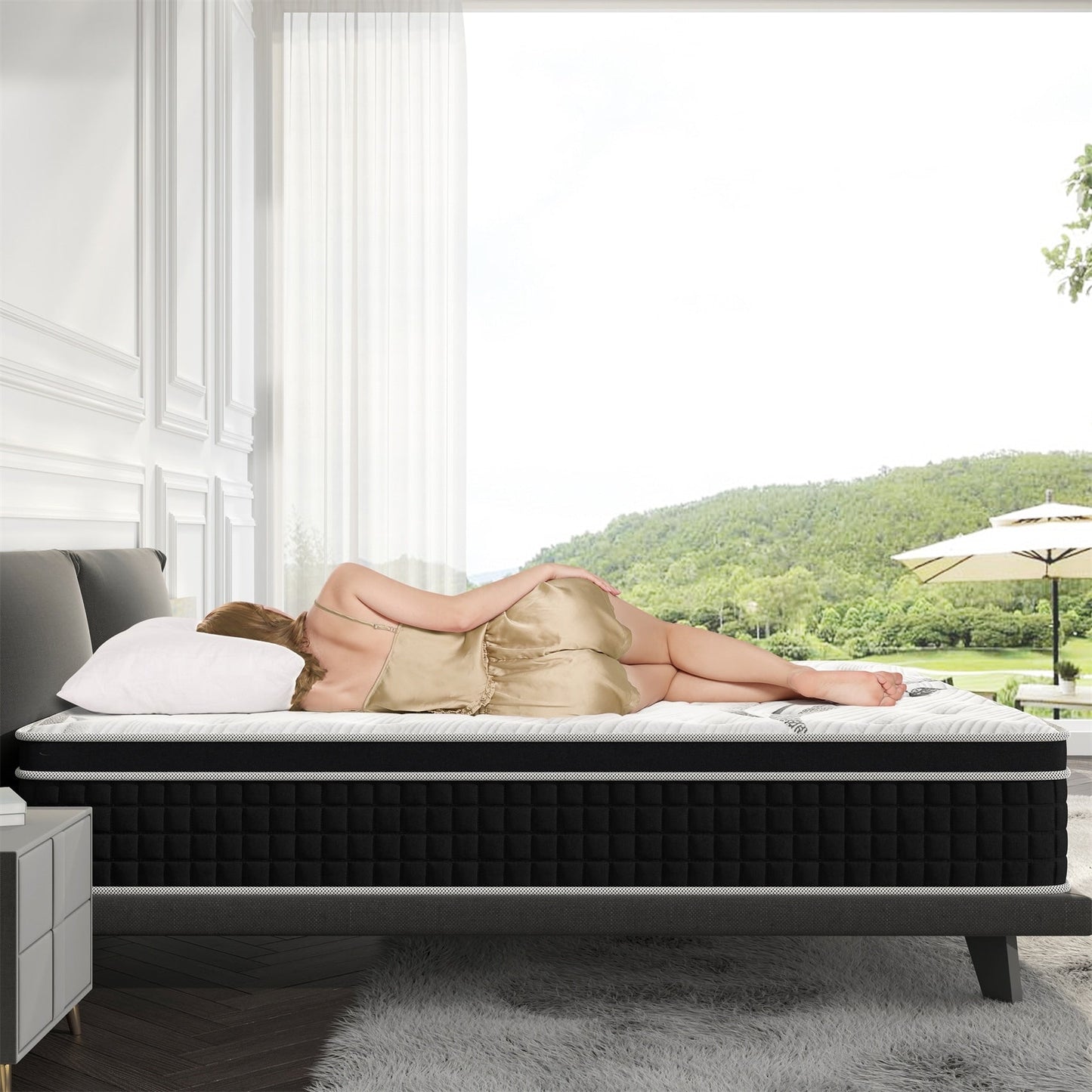 Matelas hybride en mousse à mémoire de forme de 12 pouces dans une boîte