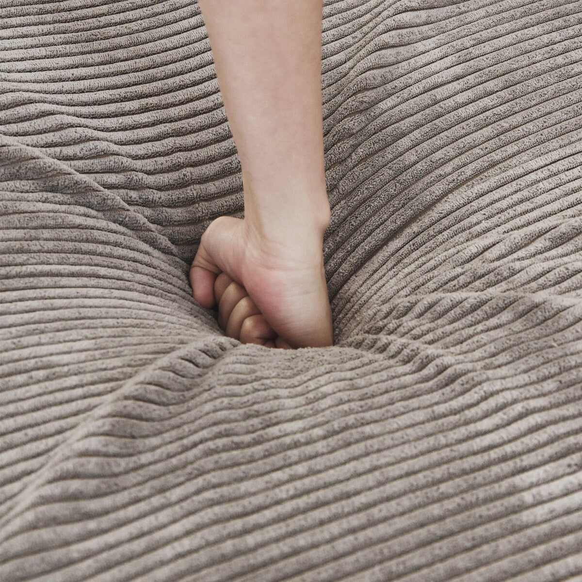Canapé sectionnel modulaire en velours côtelé 141,73 avec coussin épais, canapé convertible à assise profonde pour salon
