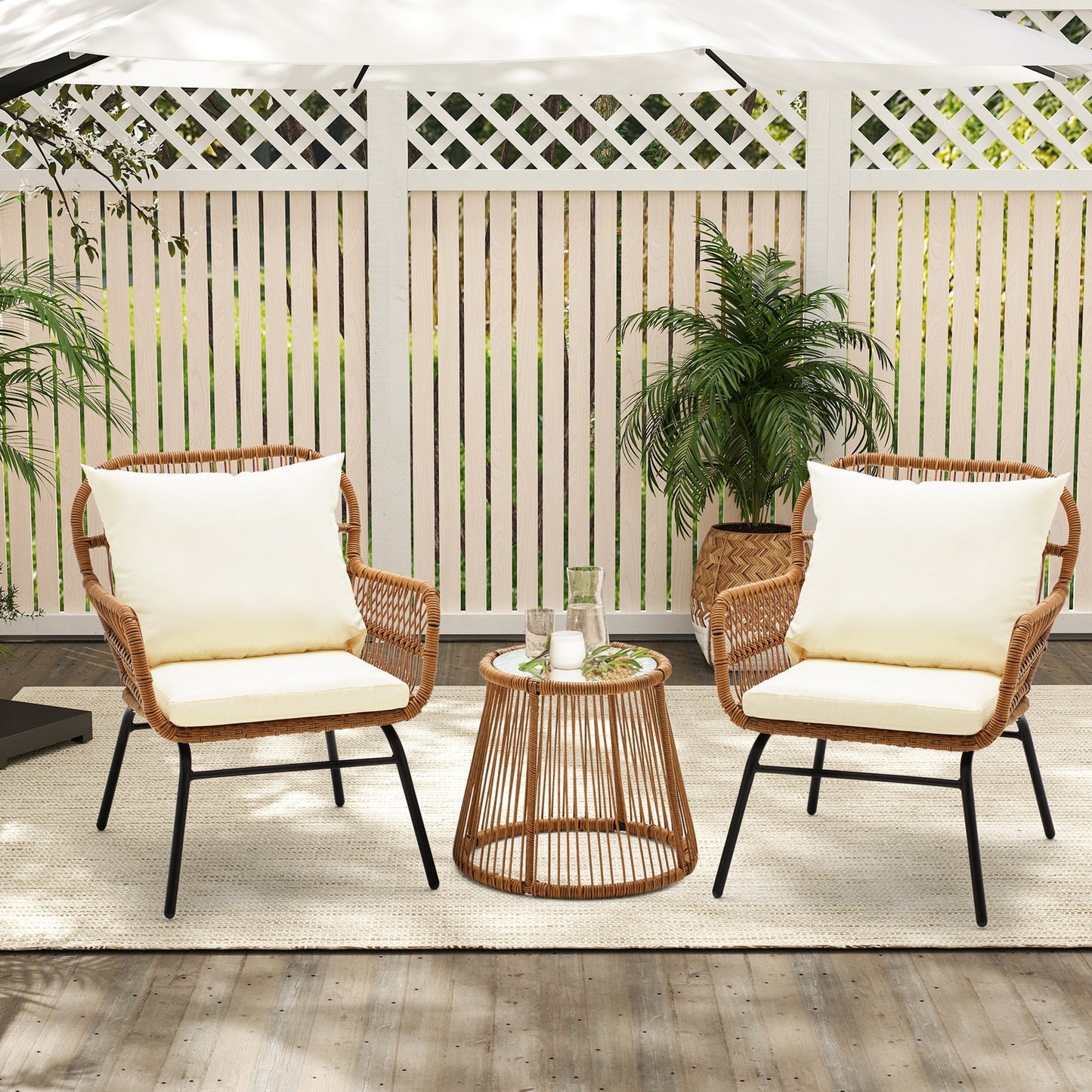 Ensemble de bistrot de jardin 3 pièces en rotin avec table en verre, 2 fauteuils larges et coussins d'assise