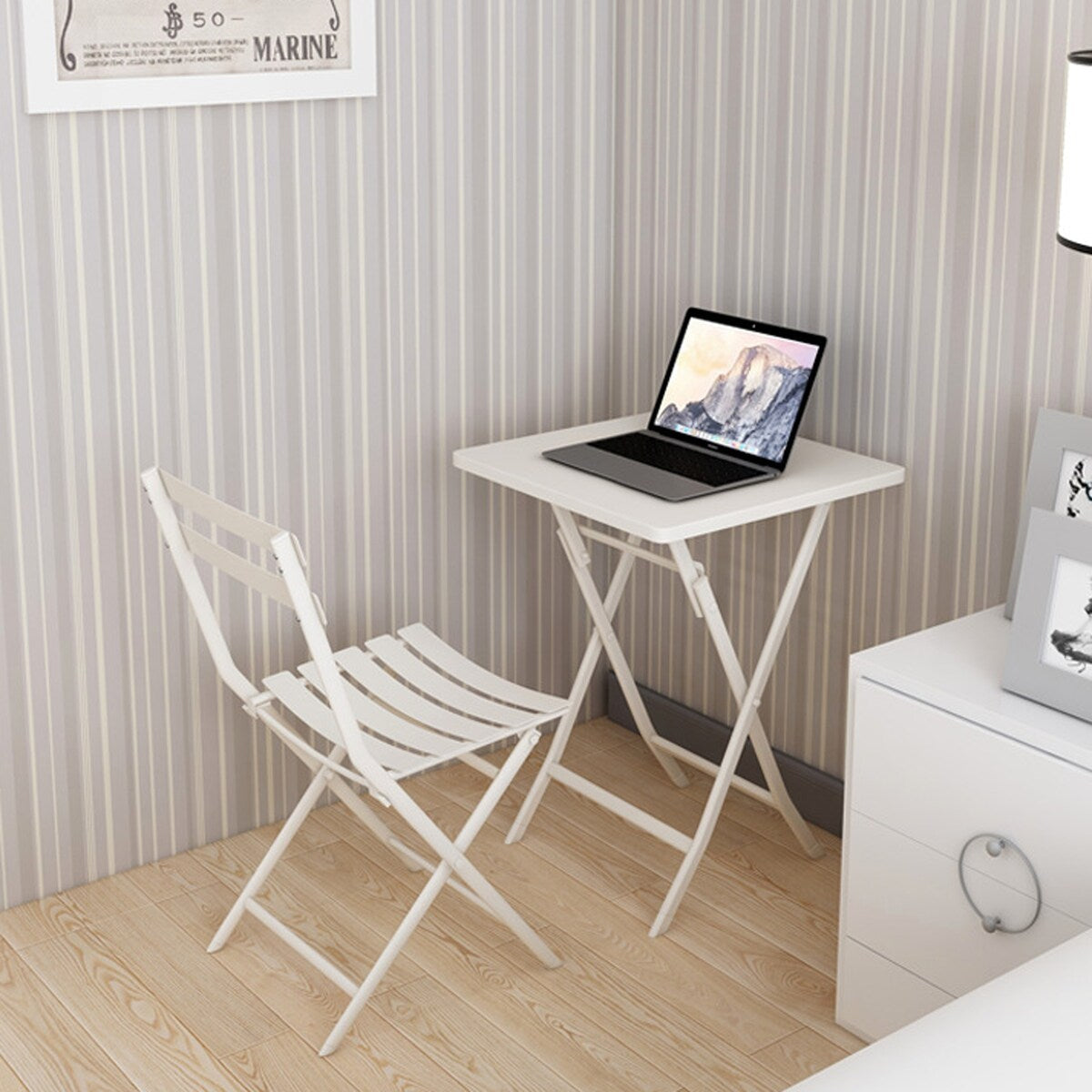 Ensemble bistrot minimaliste 3 pièces pour patio avec table carrée pliable et chaises - 3 pièces