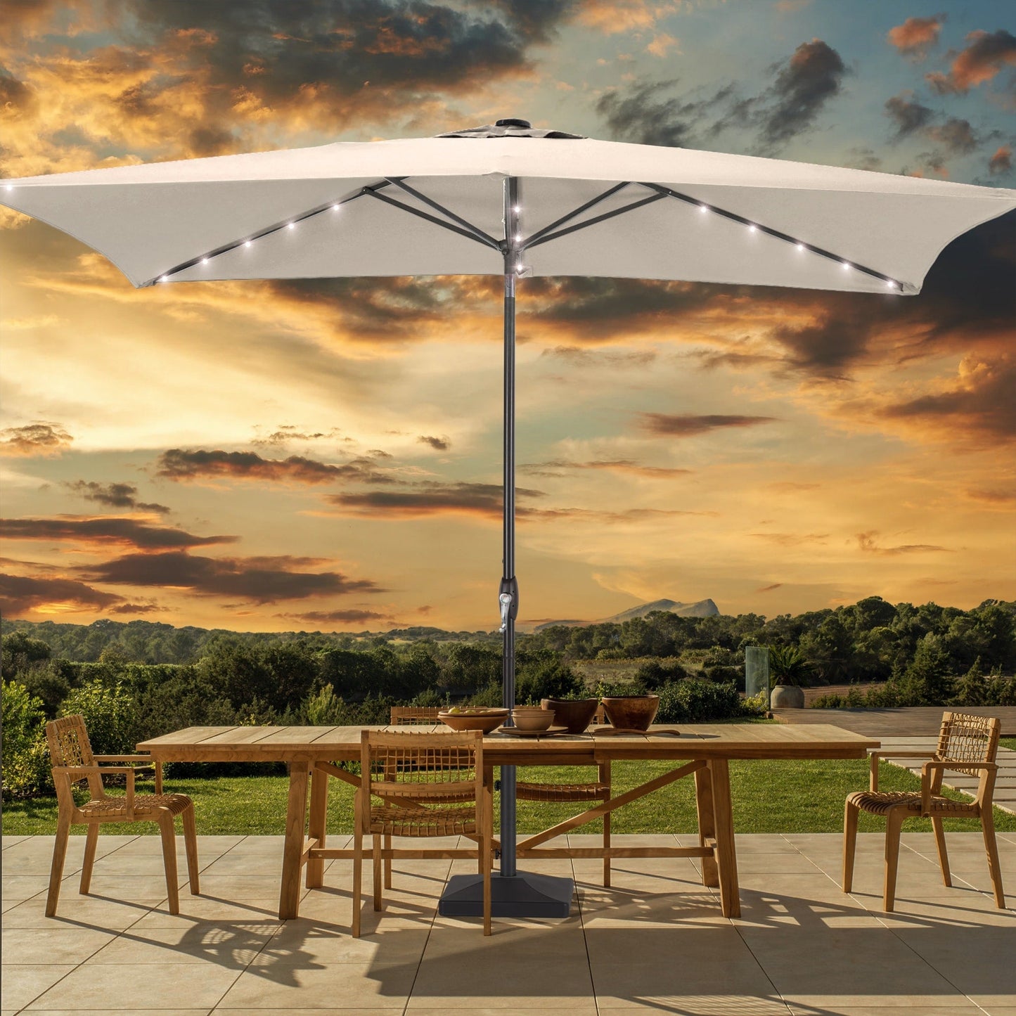 Parasol de marché de terrasse BONOSUKI 1,8 x 2,7 m avec éclairage LED et bouton d'inclinaison