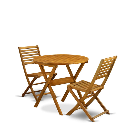 Ensemble de bistrot d'extérieur East West Furniture comprenant une table basse ronde en bois et deux chaises pliantes, huile naturelle