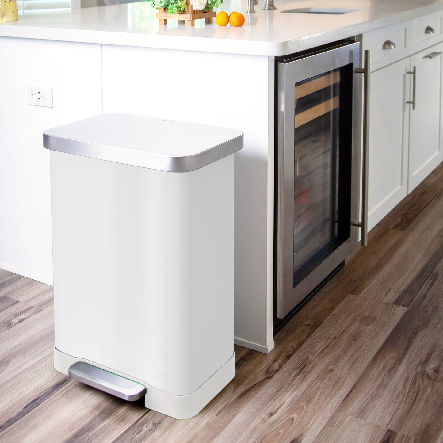 Bidon rectangulaire à pédale Qualiazero 75 L / 20 gallons