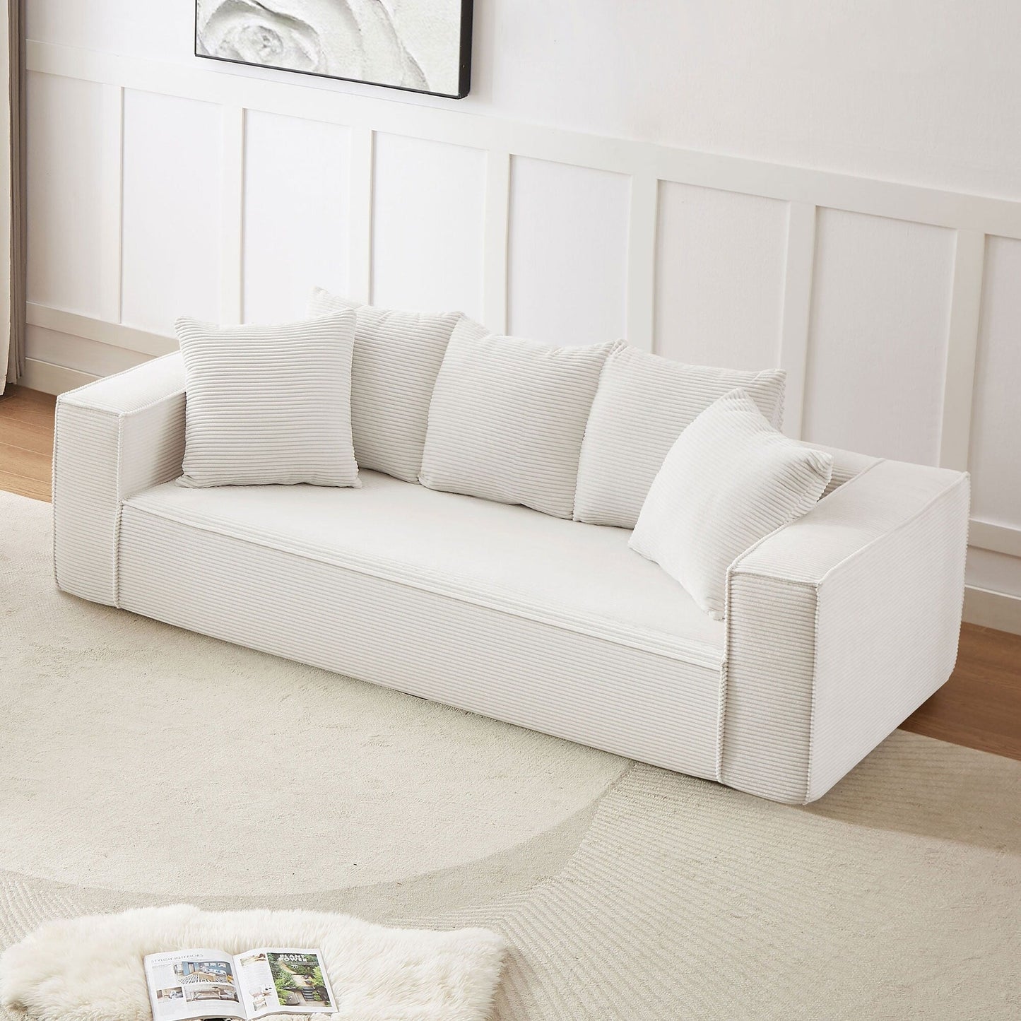 Canapé 3 places moderne et blanc en velours côtelé (88,97 €) avec 5 coussins assortis pour le salon
