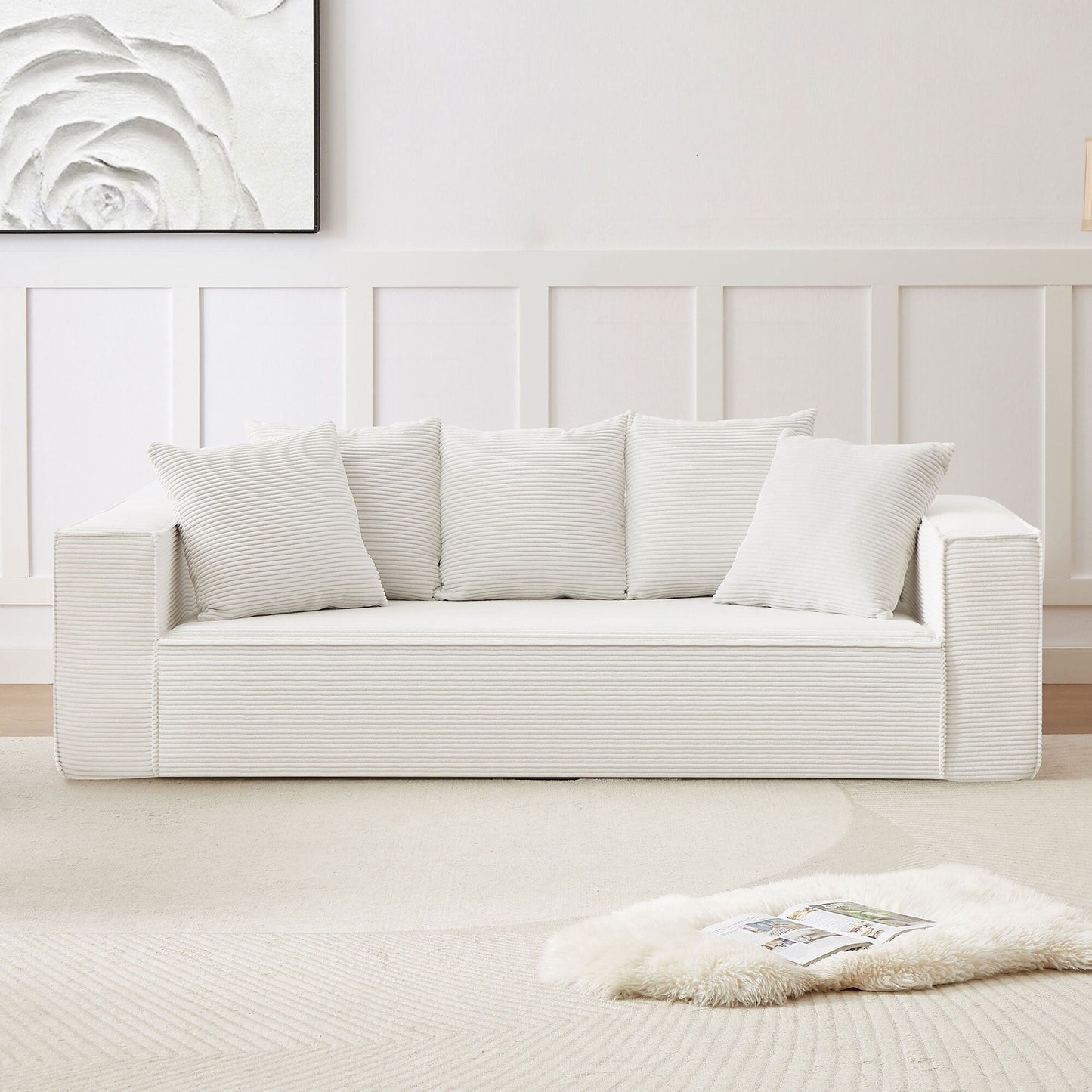 Canapé 3 places moderne et blanc en velours côtelé (88,97 €) avec 5 coussins assortis pour le salon