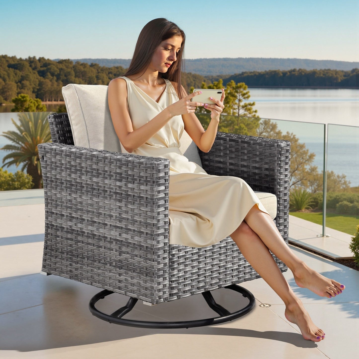 Ensemble de 8 chaises pivotantes en osier pour patio extérieur XIZZI avec table et foyer