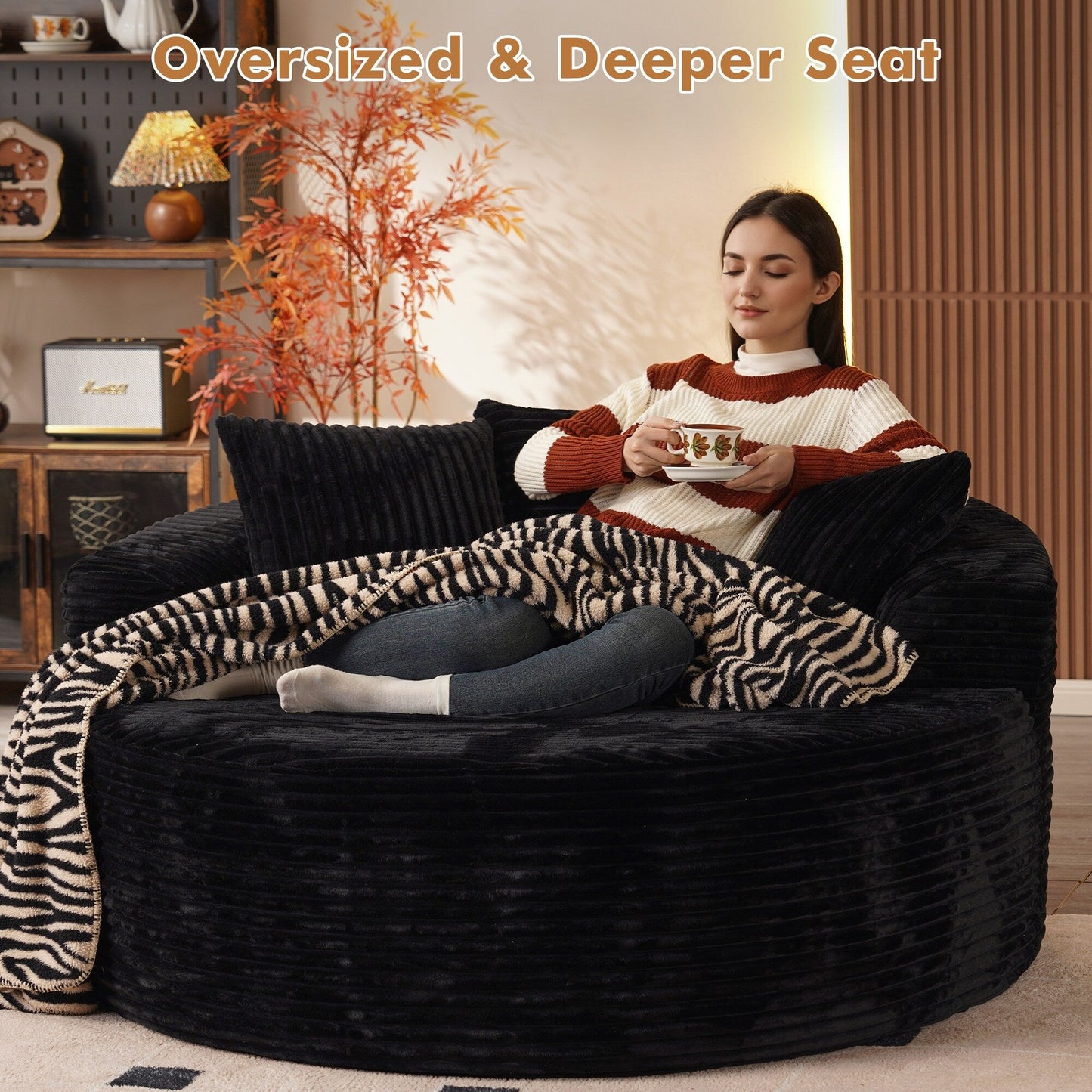 Canapé rond moderne en peluche XIZZI avec coussins