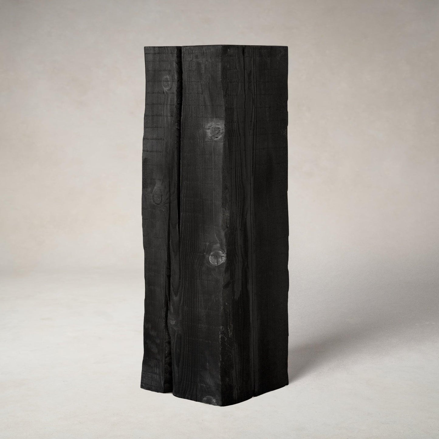 Piédestal de sculpture au fusain - Grand