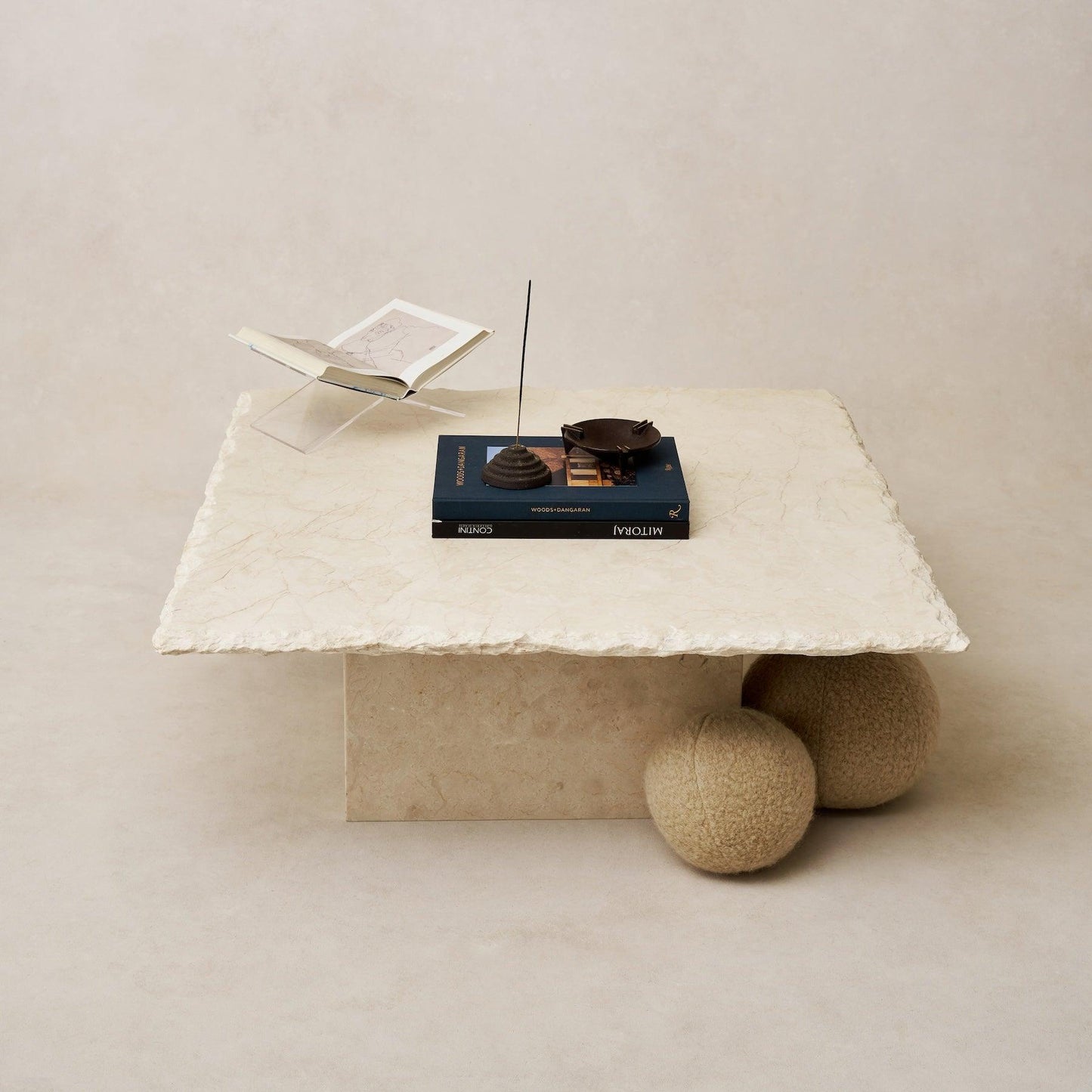 Table basse carrée en marbre Sofita