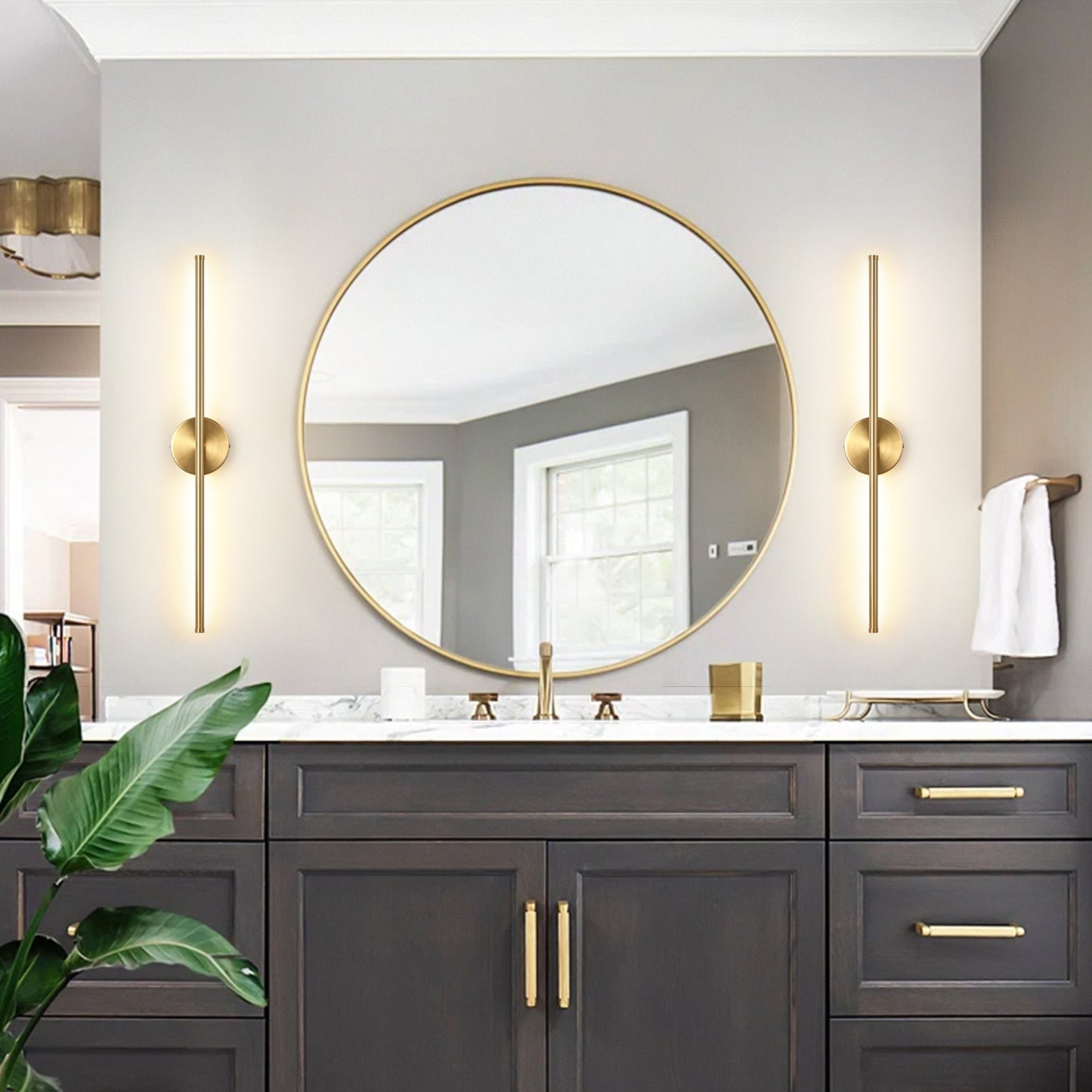 Applique murale linéaire moderne à 1 ampoule, noire, dorée et nickel, à LED, à intensité variable, pour salle de bain