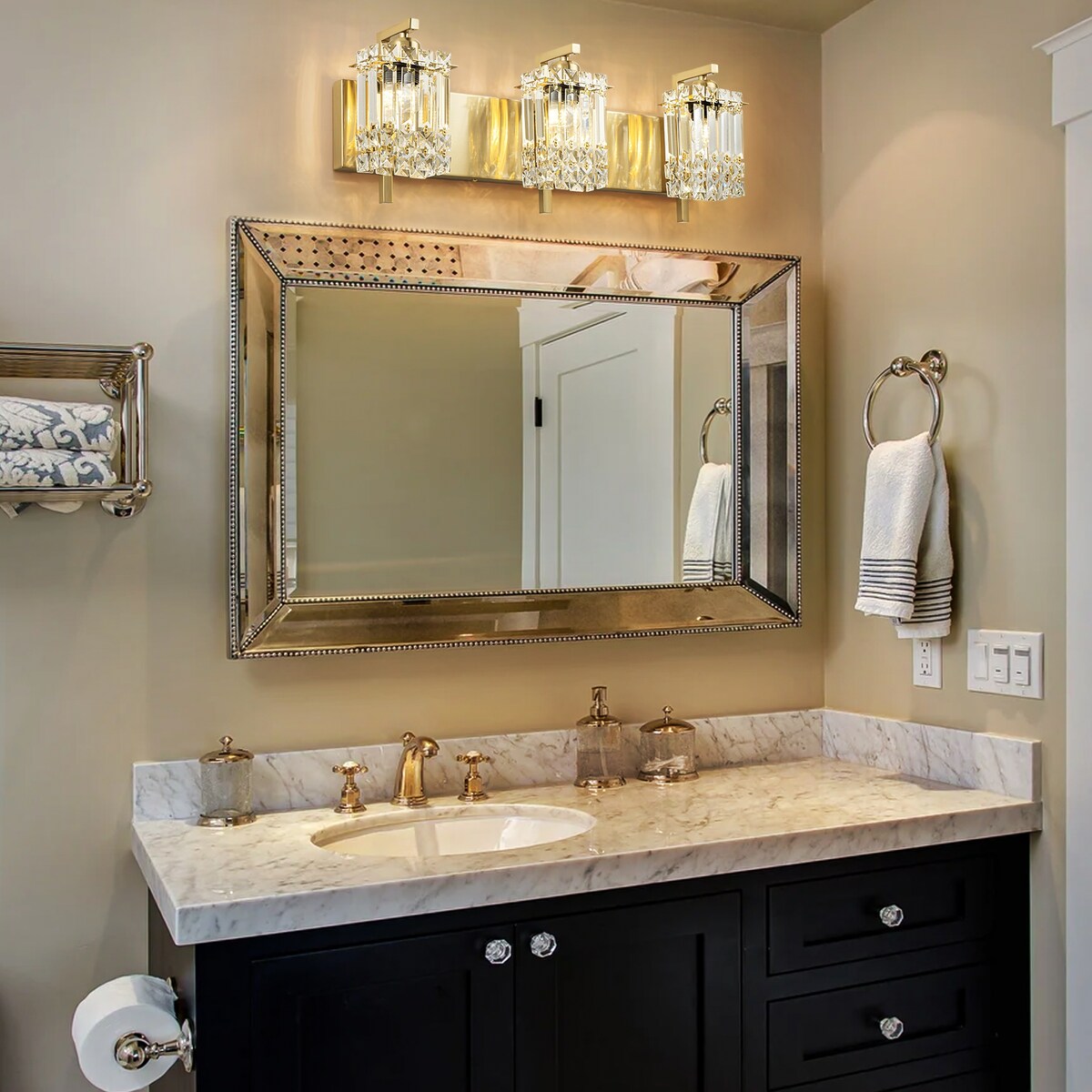 Applique murale en cristal à 3 lumières pour salle de bain, style glamour et moderne, pour miroir