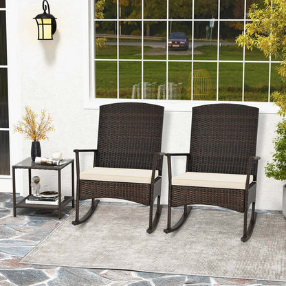 Ensemble de 3 chaises à bascule en osier pour patio avec table basse à 2 niveaux