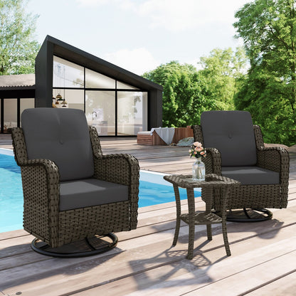 Ensemble de 3 chaises pivotantes à bascule rembourrées en rotin pour patio avec table d'appoint