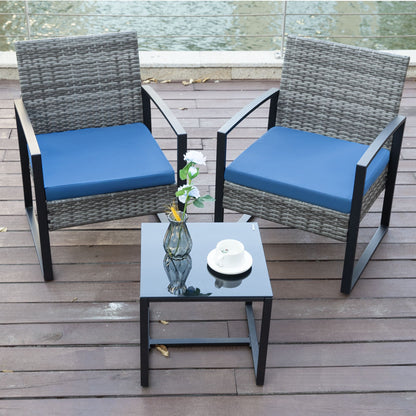 Ensemble de 3 chaises de jardin en osier avec coussins