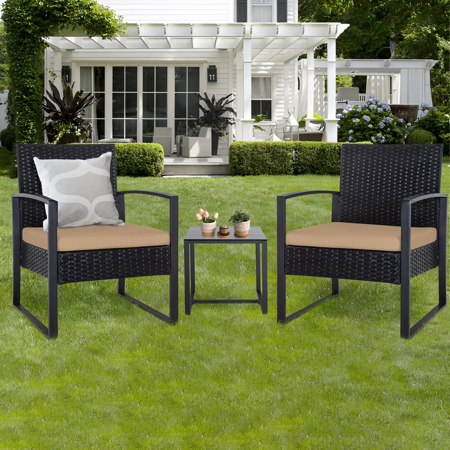 Ensemble de 3 chaises de jardin en osier avec coussins