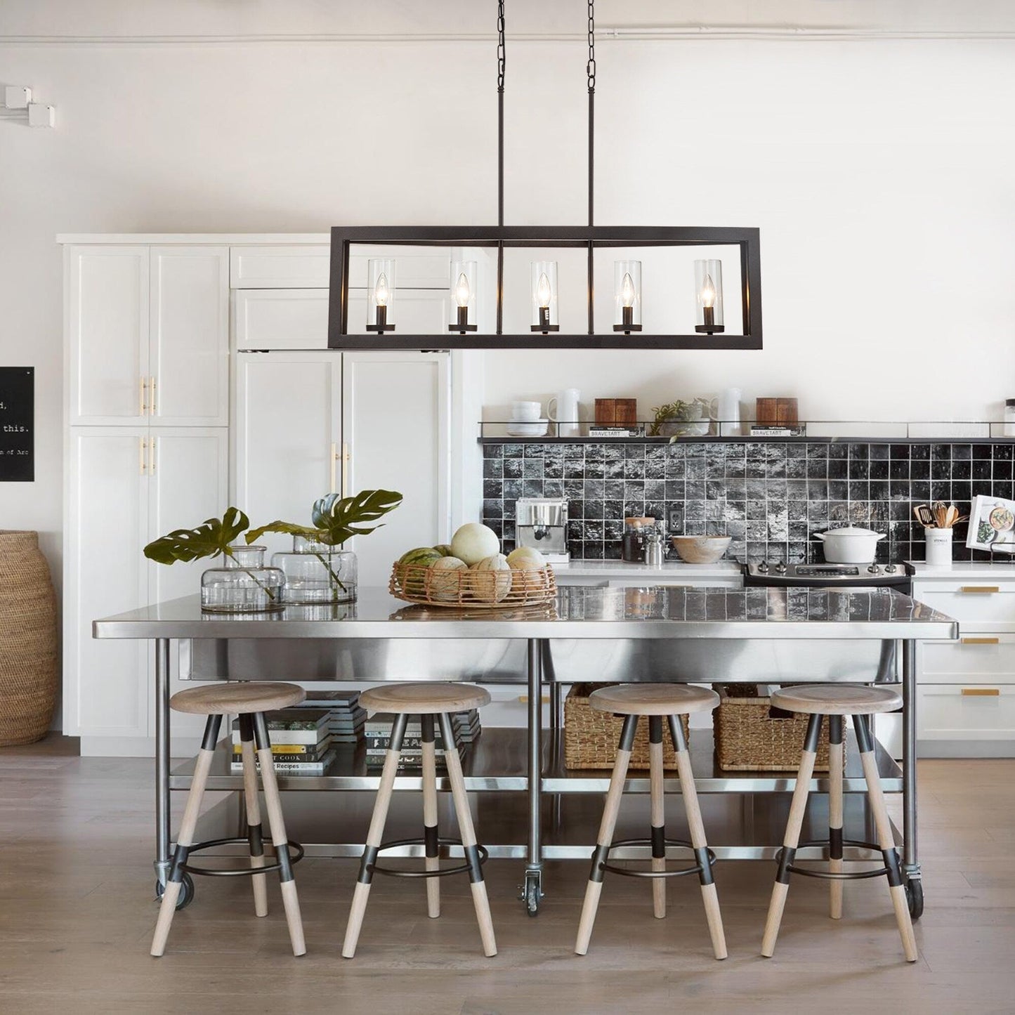 Lustre linéaire industriel moderne à 5 lumières pour salle à manger, style ferme, en verre transparent, idéal pour une cuisine ou un îlot de cuisine