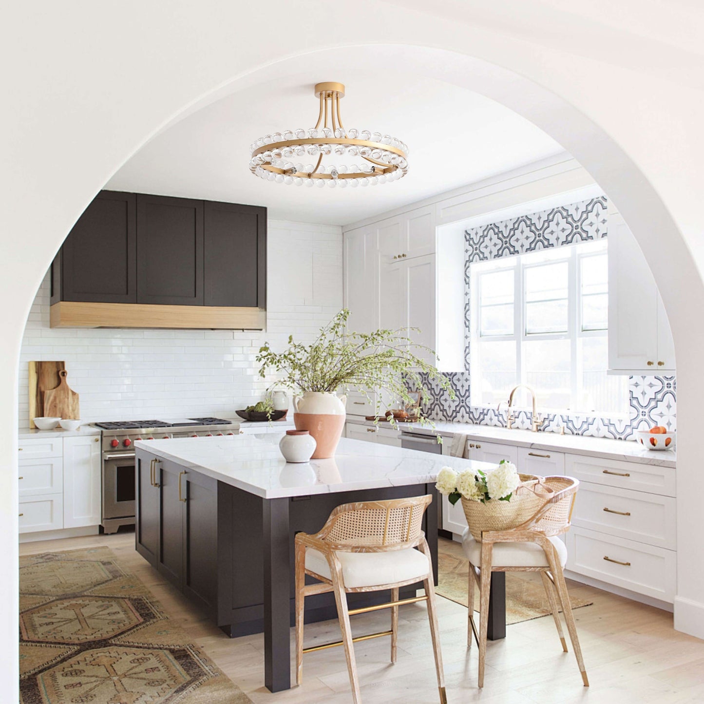 Plafonnier semi-encastré Elvira à 8 lumières en cristal, forme roue de chariot