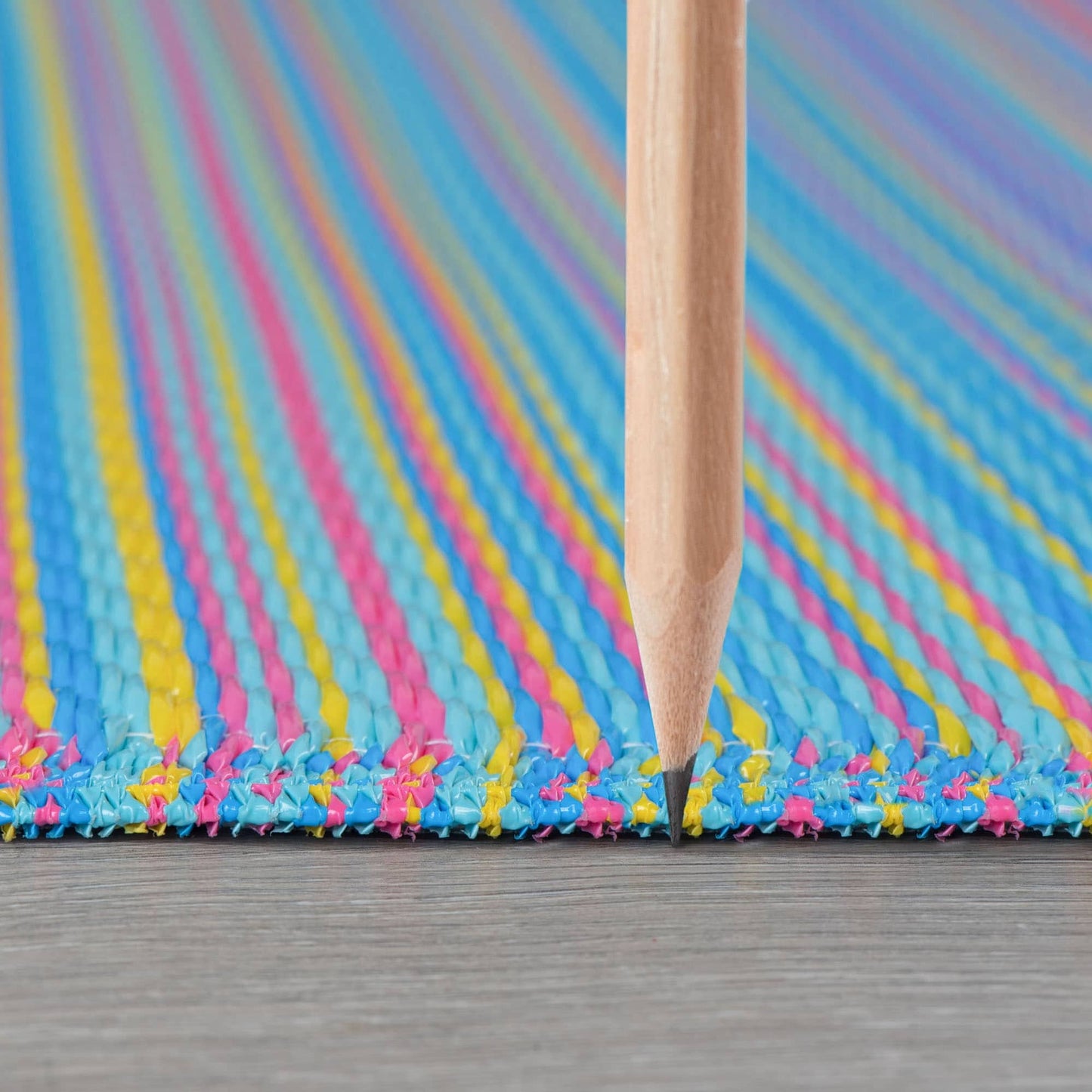 Tapis d'intérieur/extérieur à rayures Sundown Beach