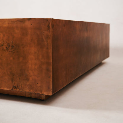 Table basse en cuivre antique
