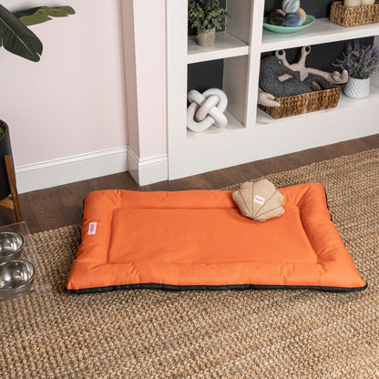 Lit pour animaux de compagnie Archie Traditional Oxford imperméable en mousse à mémoire de forme lavable à la main pour l'intérieur et l'extérieur