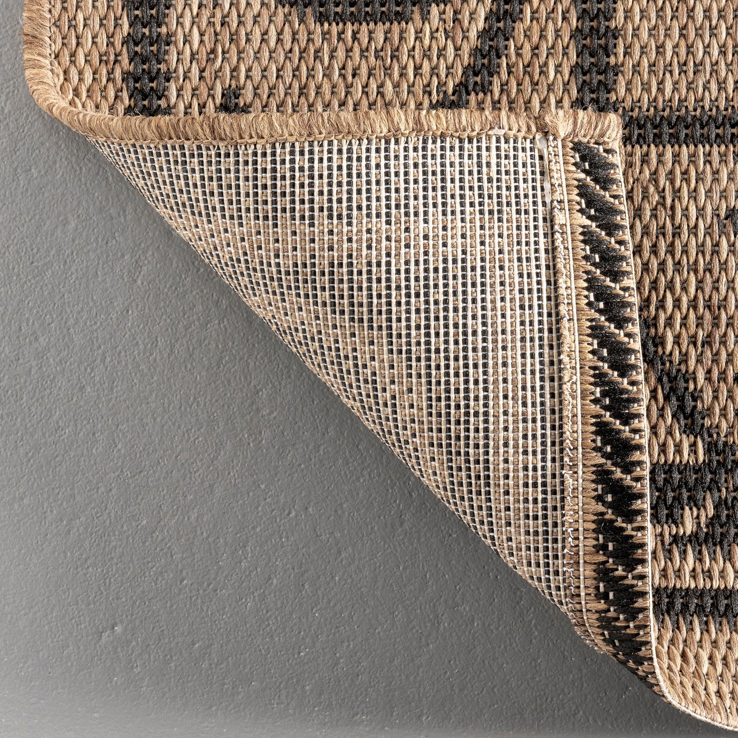 Tapis d'intérieur/extérieur traditionnel Nuloom Kathleen