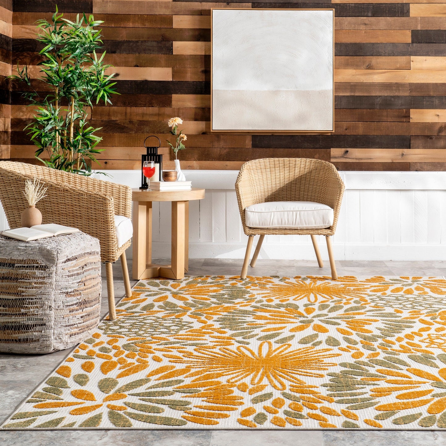 Tapis d'intérieur/extérieur Nuloom Ronda à motif floral audacieux