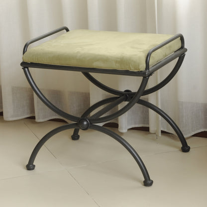 Tabouret de coiffeuse Cambridge Iron avec coussin