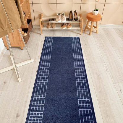 Tapis de couloir contemporain antidérapant à bordure à carreaux, 66 cm de large