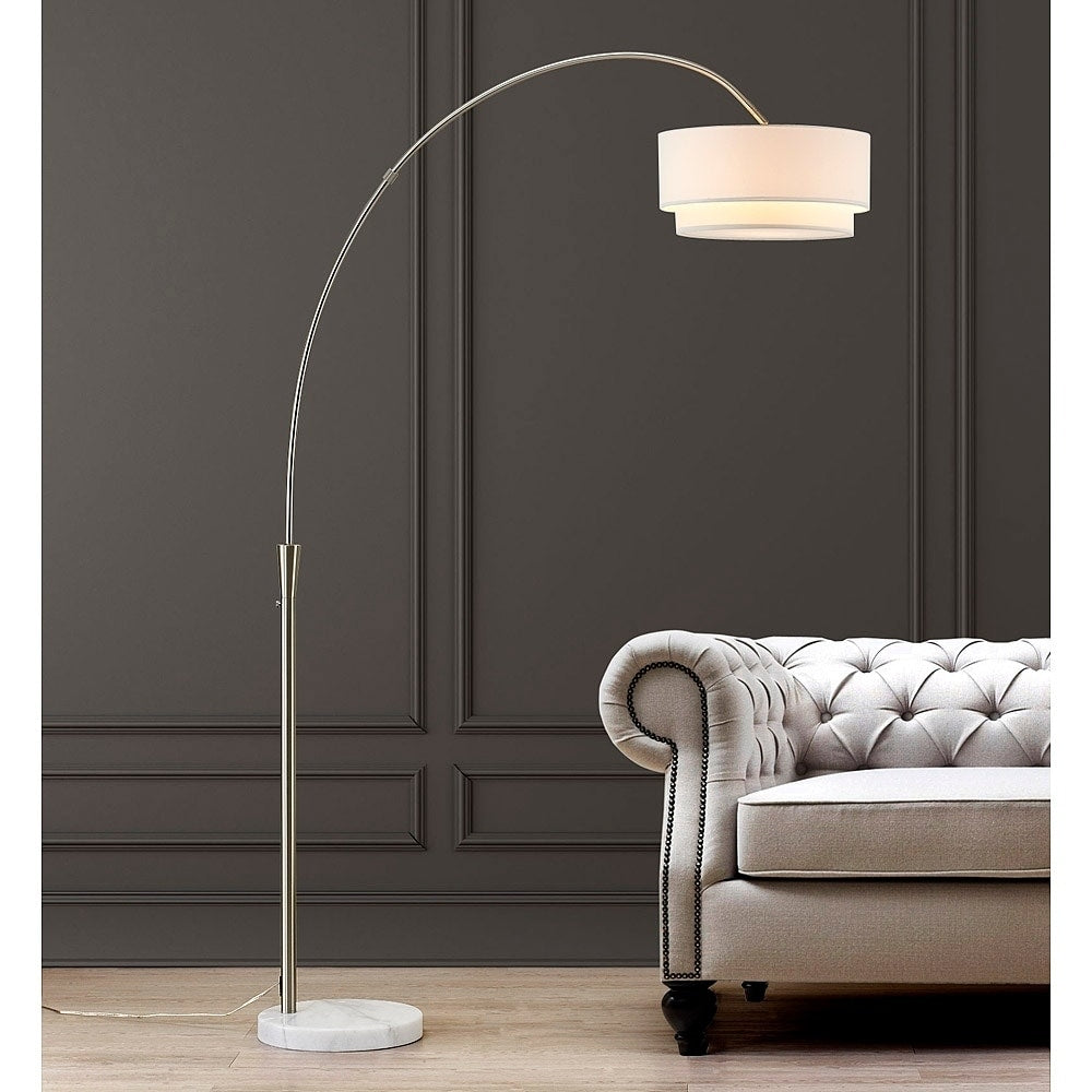 Lampadaire en arche Carson Carrington Flam de 81 pouces