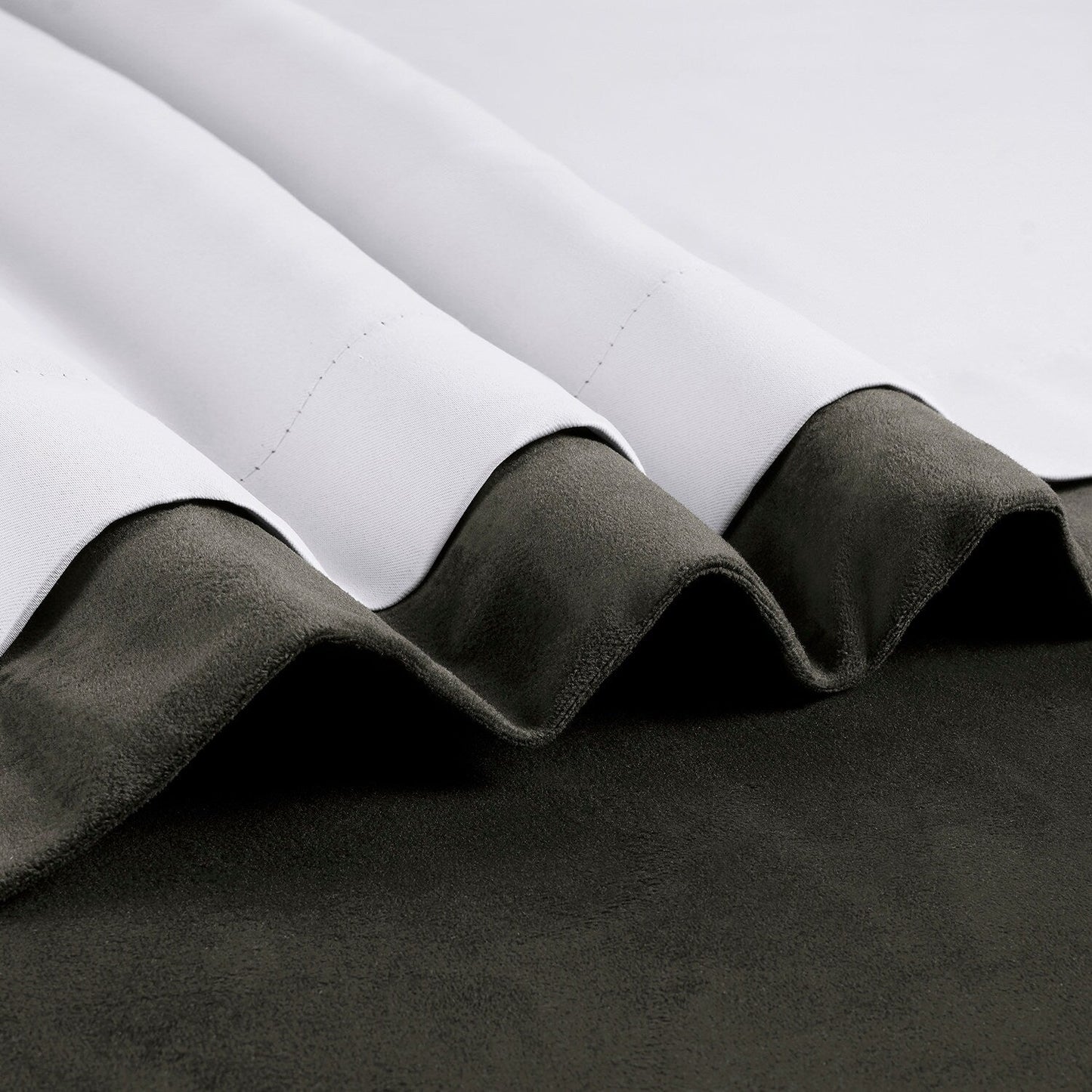 Rideaux occultants extra larges en velours Signature Exclusive Fabrics (1 panneau) - Rideaux occultants luxueux