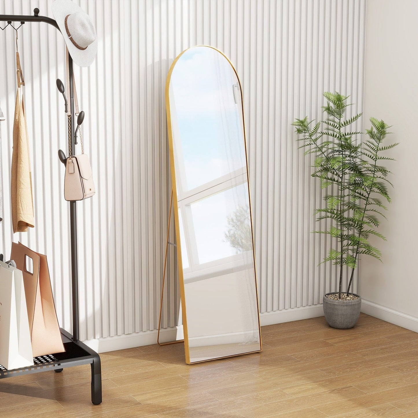 Miroir arqué pleine longueur avec verre incassable et support, cadre en alliage d'aluminium pour vestiaire de chambre, sur pied