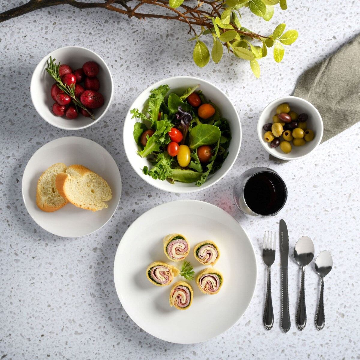 Service de table Gibson Home All U Need de 60 pièces (assiettes, bols, verres, fourchettes, cuillères et couteaux) (service pour 6 personnes)