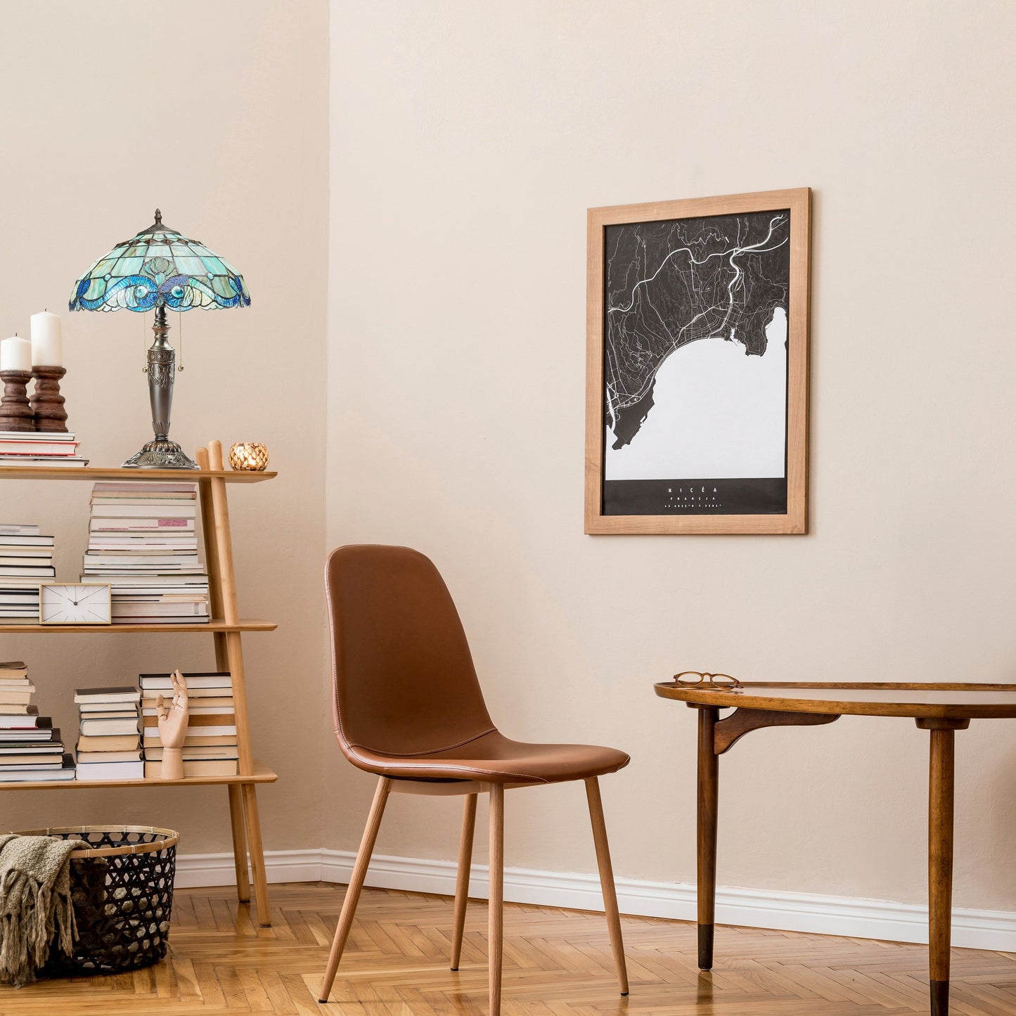 Lampe Tiffany Gracewood Hollow Asdreni 20 pouces en verre teinté - 14 L x 14 l x 20,25 H