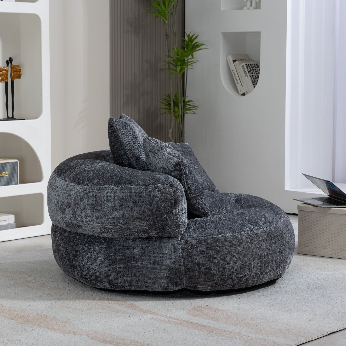 Canapé poire gris surdimensionné en chenille de 42,52 pouces avec trois oreillers pour chambre à coucher