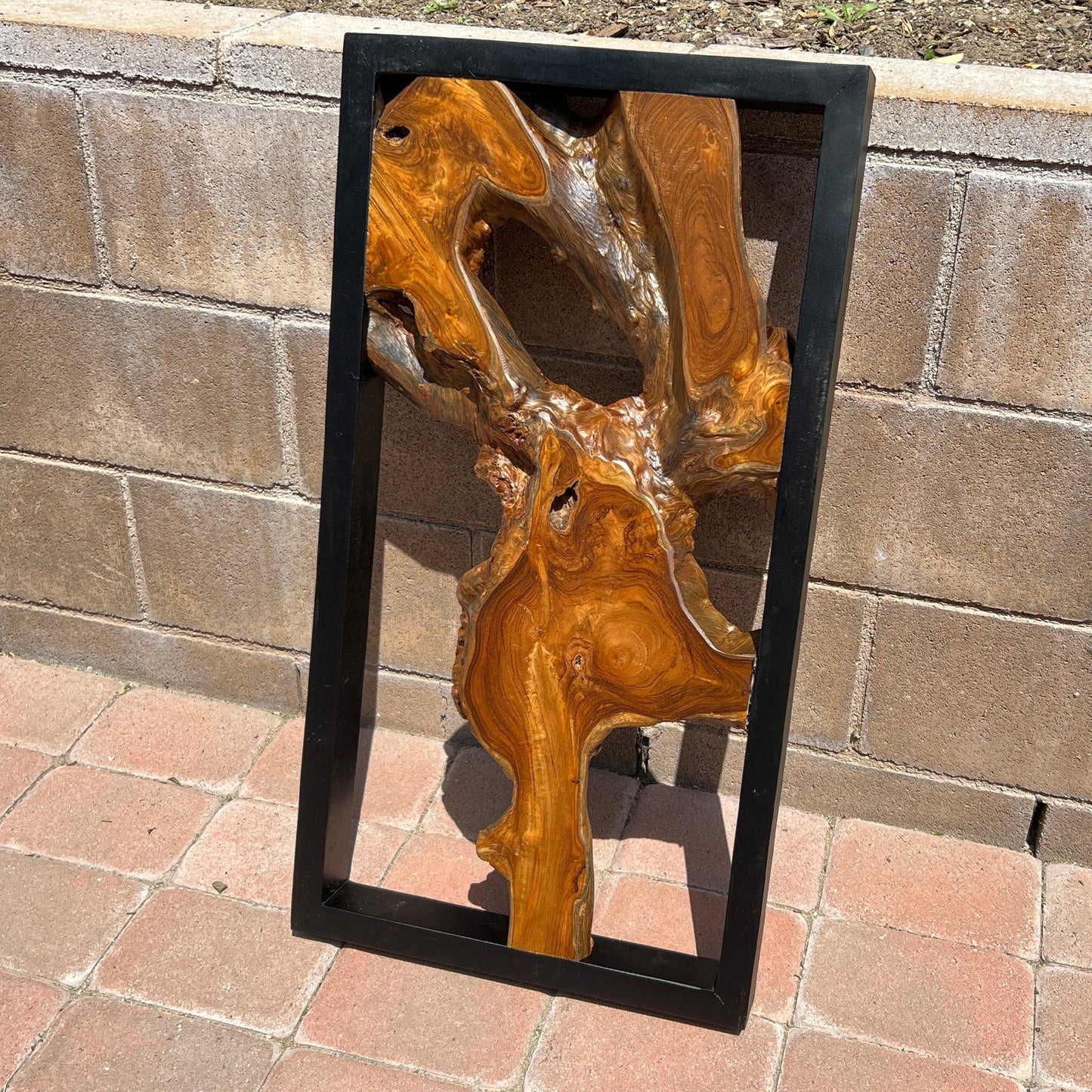 Décoration murale en teck Greenage, sculpture murale abstraite à bords vivants