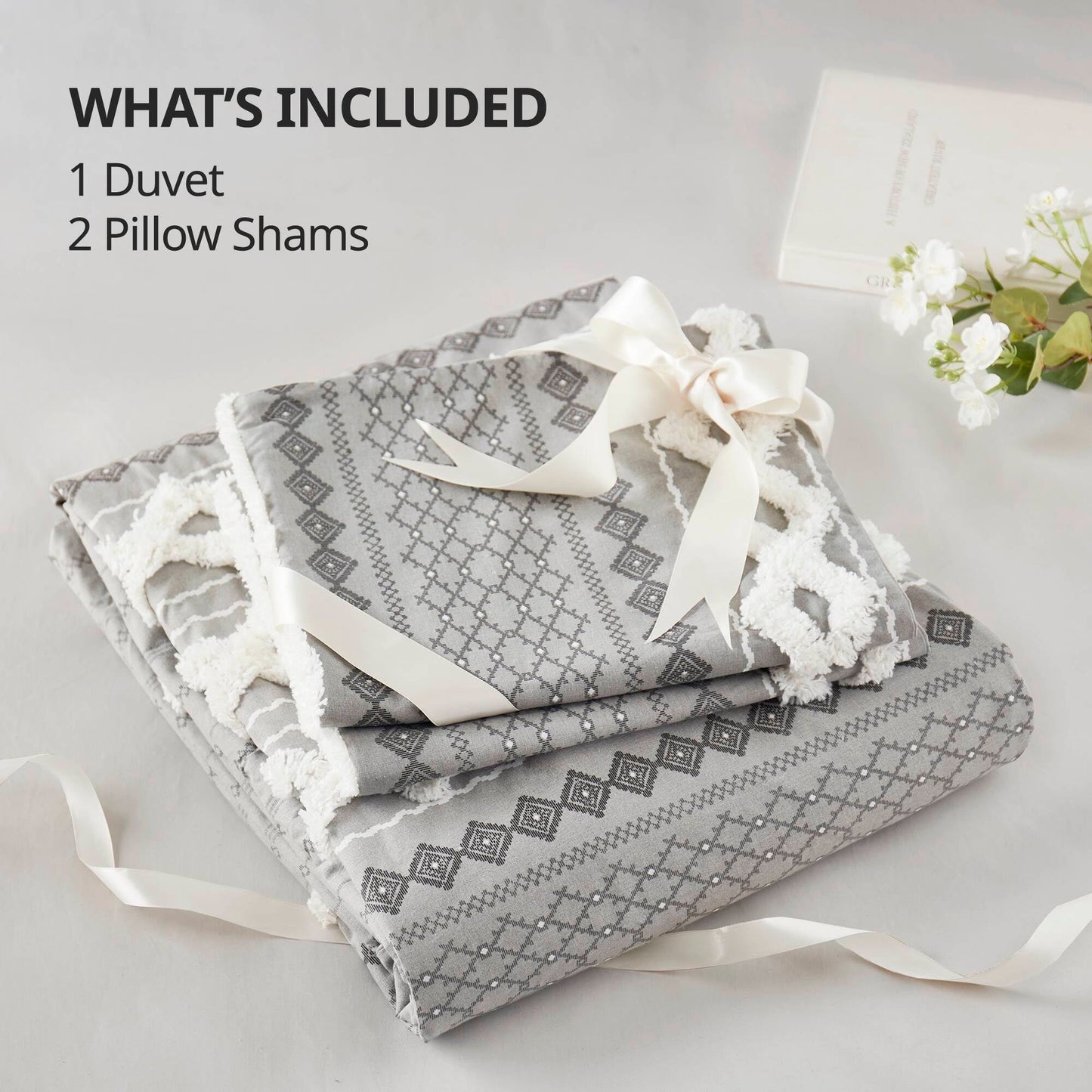 Parure de lit Imani en coton imprimé avec chenille INK+IVY