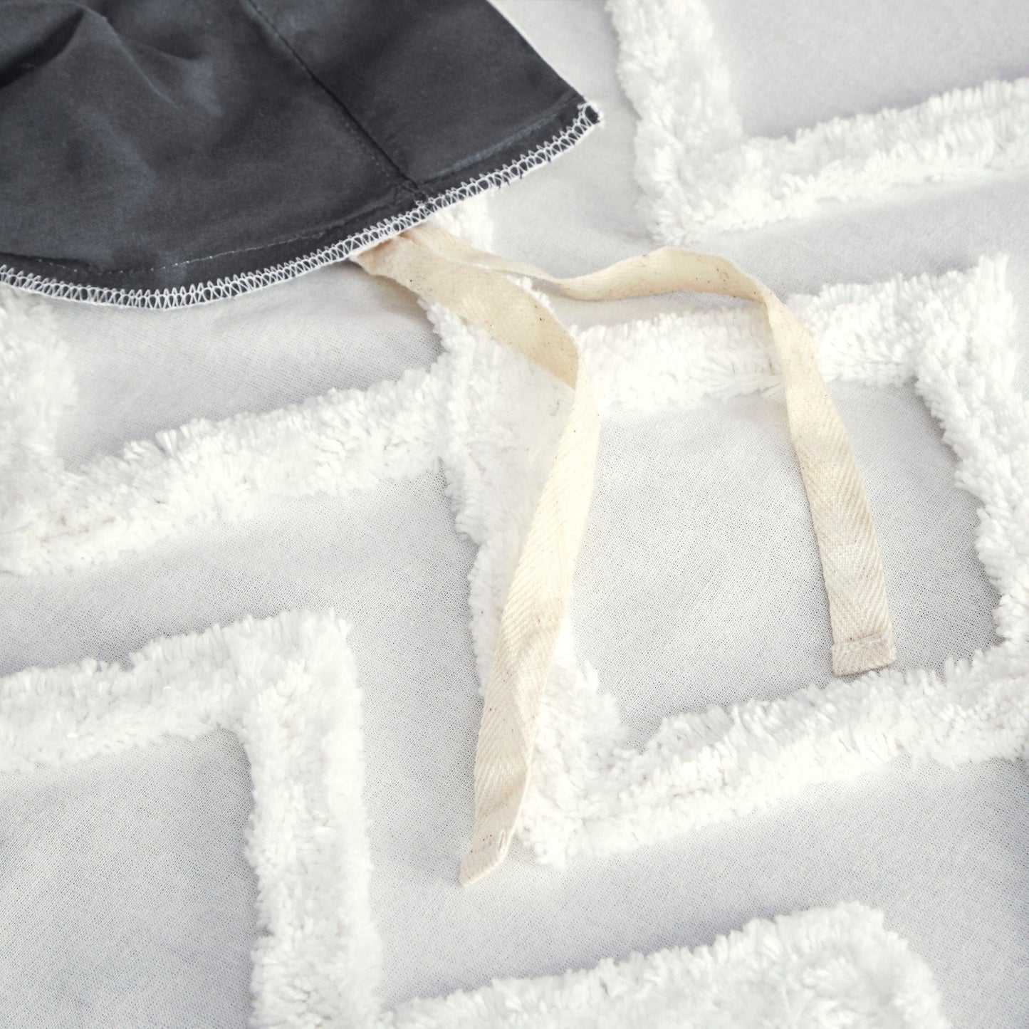 Parure de lit 3 pièces en coton avec capitonnage chenille INK+IVY Mila