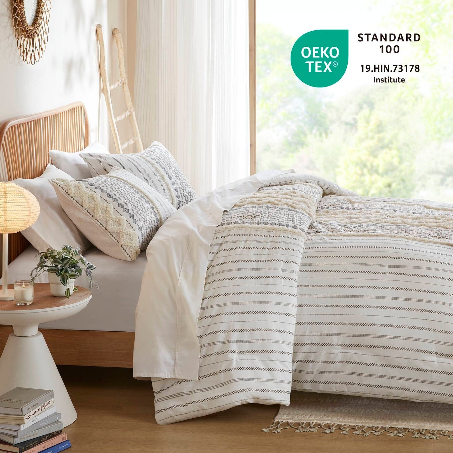 Parure de lit Imani en coton imprimé avec chenille INK+IVY