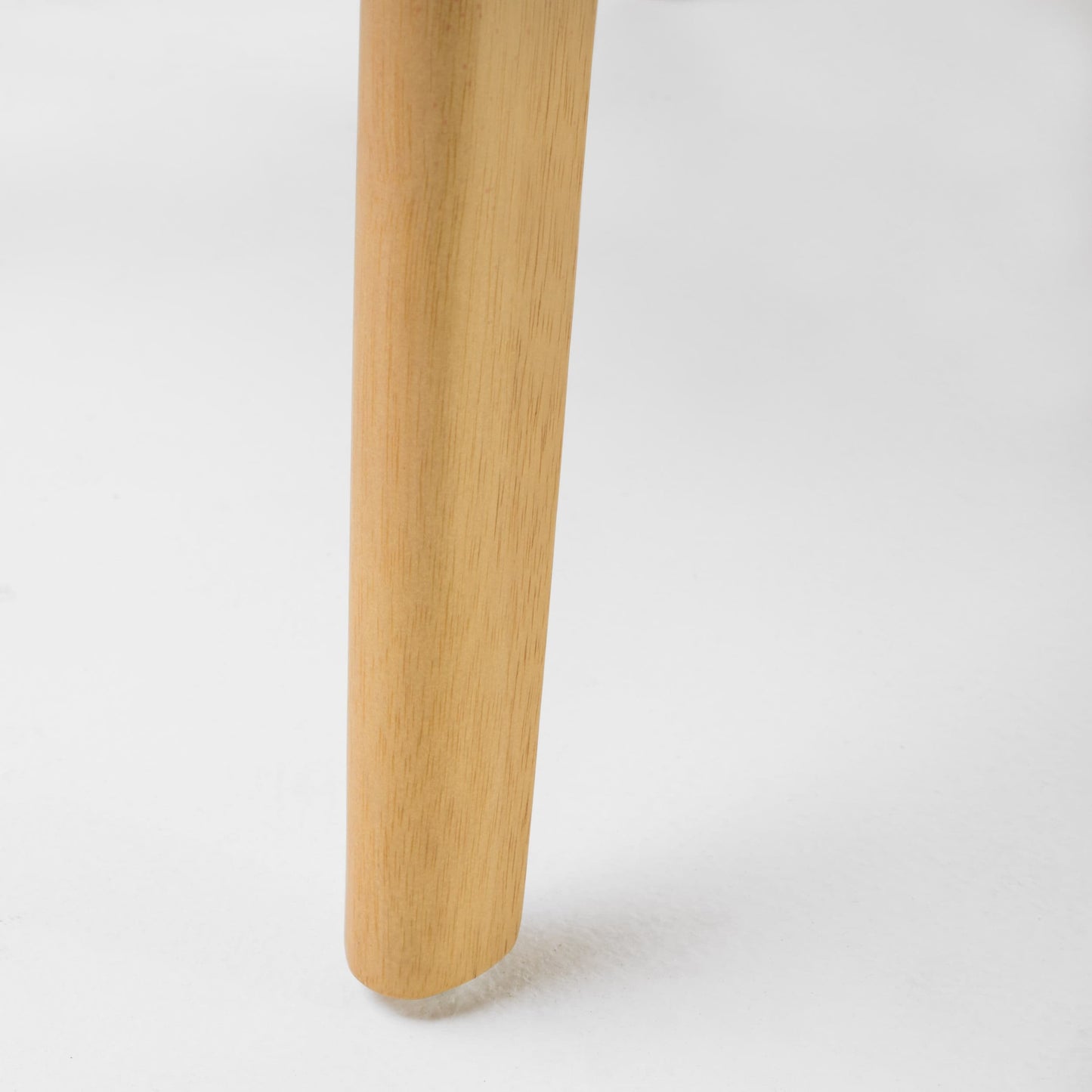 Chaise de salle à manger Abrielle en bois d'hévéa rembourrée, style milieu de siècle, par Christopher Knight Home (lot de 2)