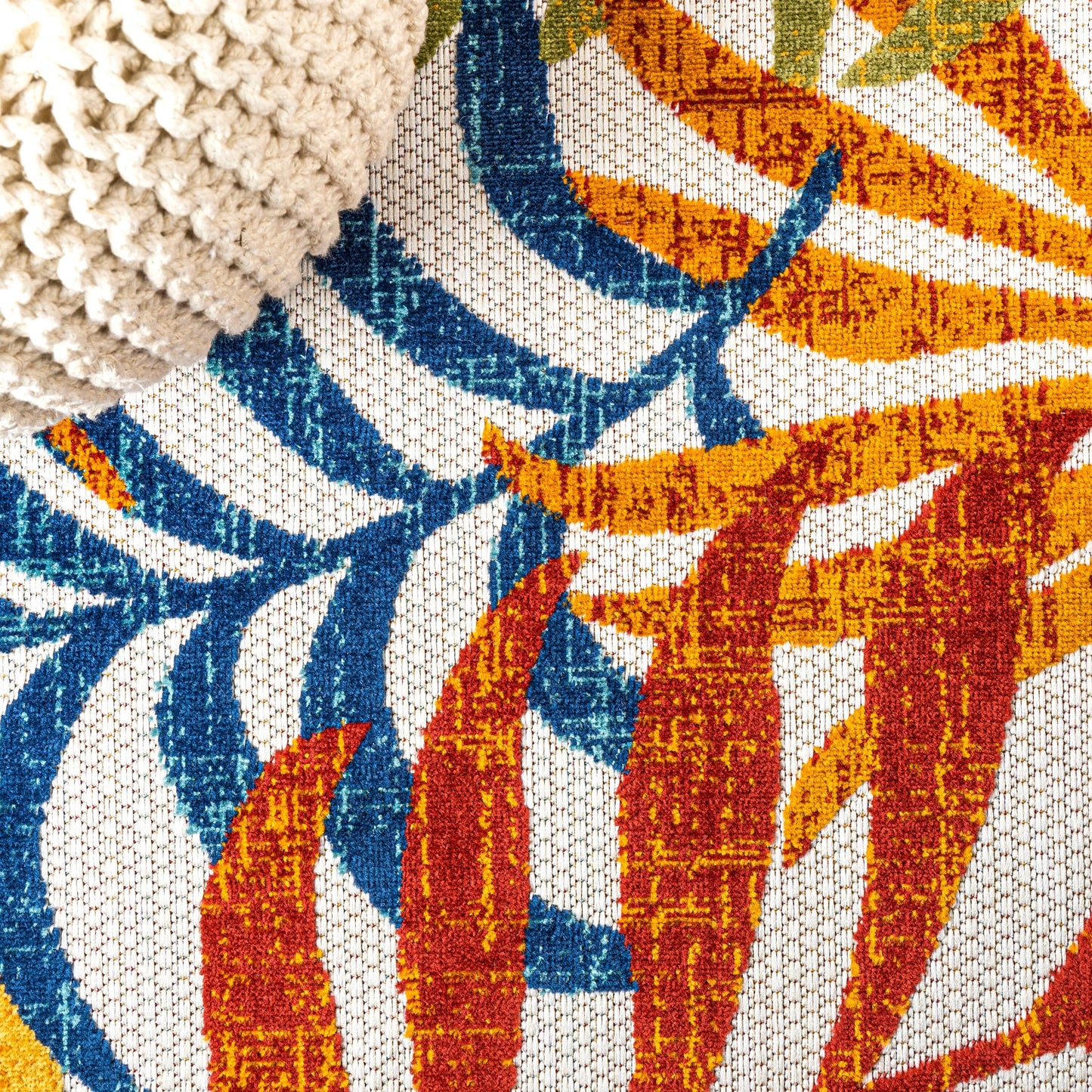 Tapis d'intérieur/extérieur JONATHAN Y Aydin à motifs de feuilles de palmier