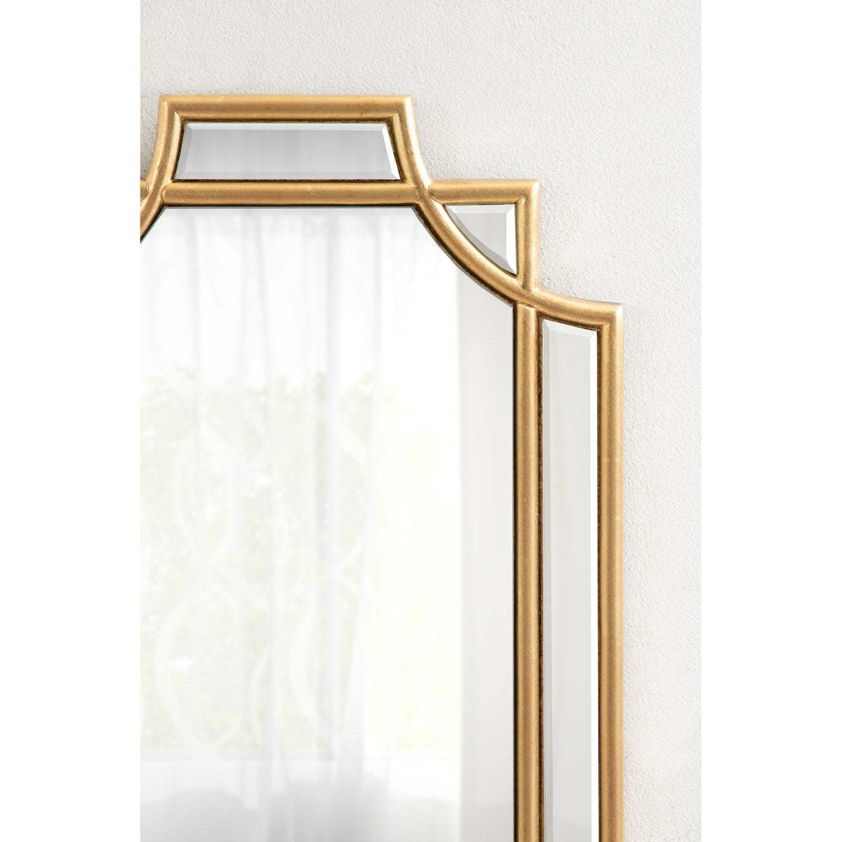 Miroir mural décoratif traditionnel encadré Kate et Laurel Minuette