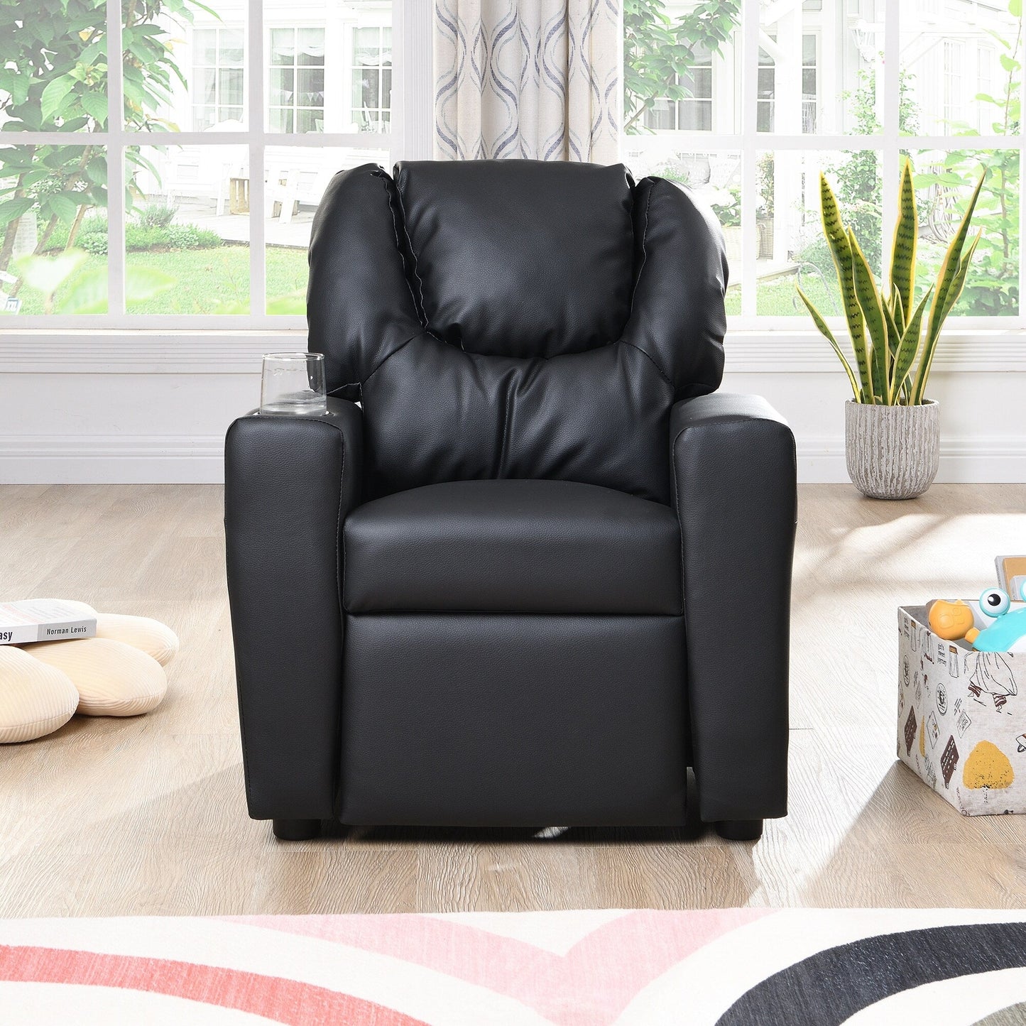 Fauteuil inclinable pour enfant en PVC noir, durable, avec porte-gobelet, design ergonomique, assemblage facile, capacité de 150 lb