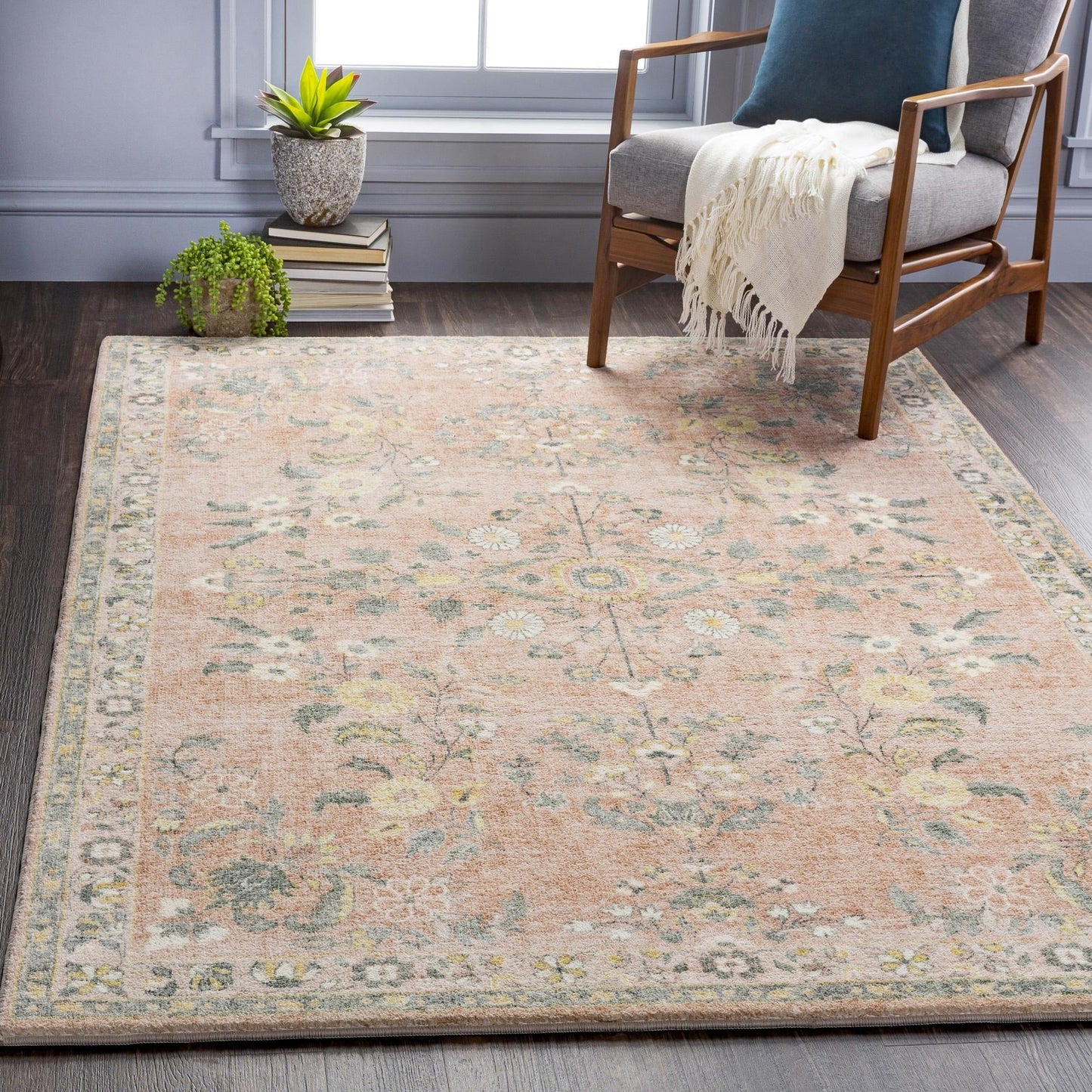 Tapis Livabliss Erin revisité, style traditionnel floral et botanique