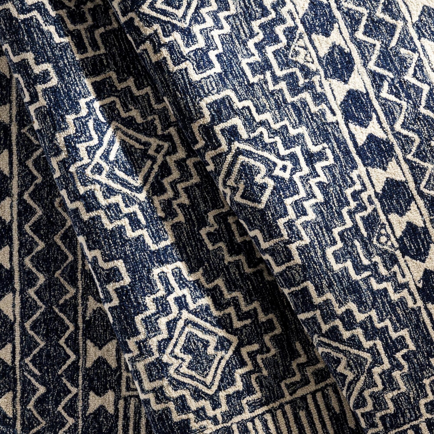 Tapis minimaliste à motif losanges Livabliss Granada