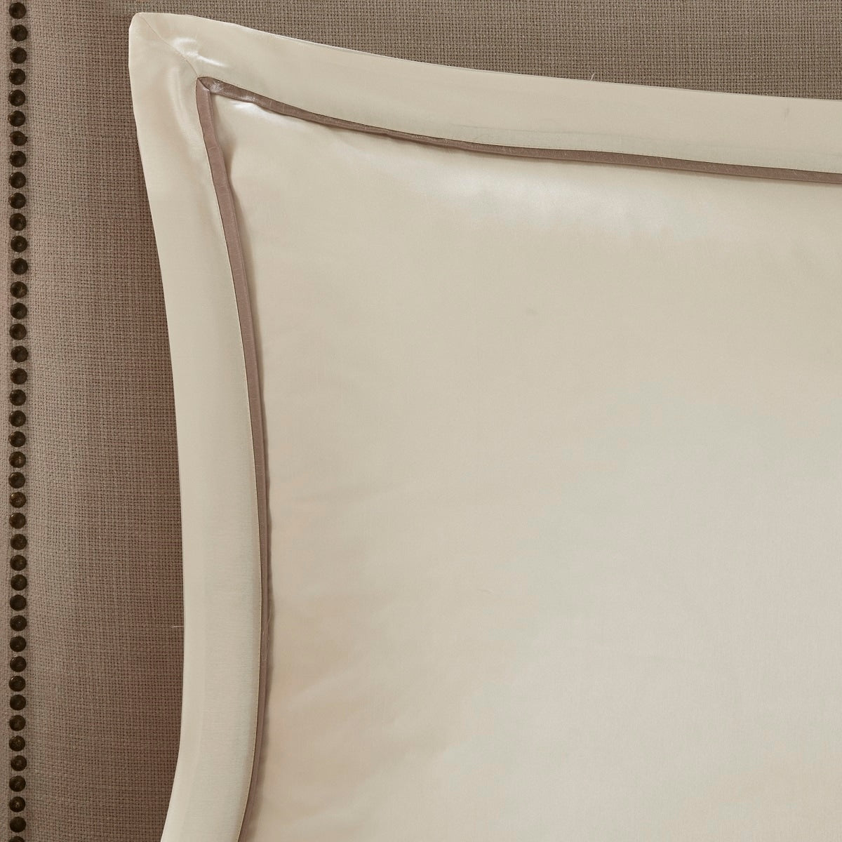 Ensemble de 24 pièces Madison Park Essentials Loretta avec rideaux et draps