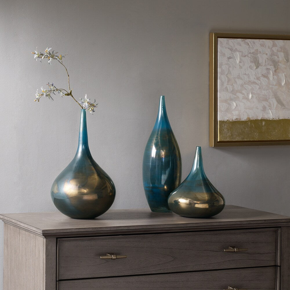 Ensemble de 3 vases décoratifs en verre bleu Aurora et bronze Signature de Madison Park