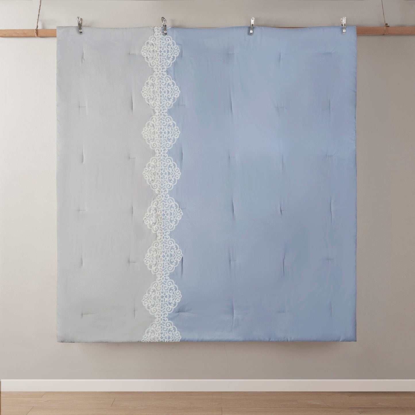 Parure de lit Madison Park Vera en microfibre brodée 8 pièces