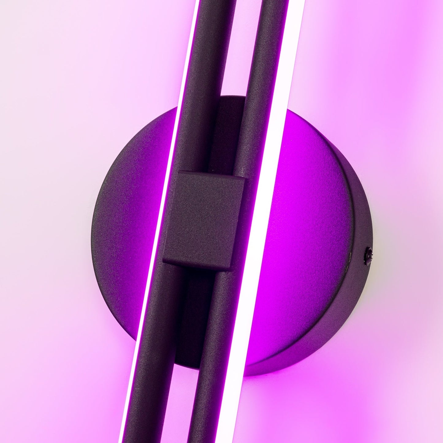 Applique murale linéaire minimaliste en métal à 2 ampoules à LED et intensité variable