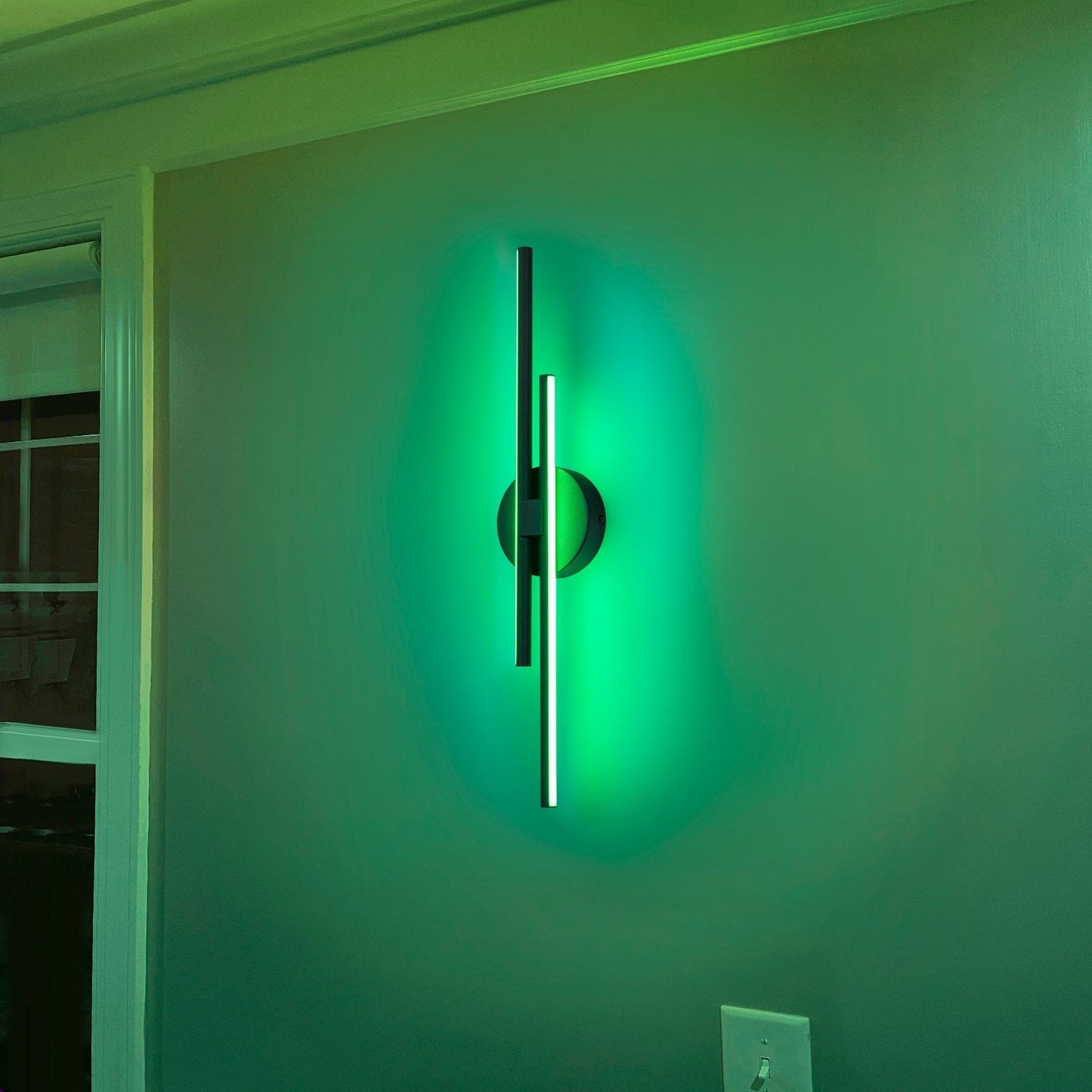 Applique murale linéaire minimaliste en métal à 2 ampoules à LED et intensité variable